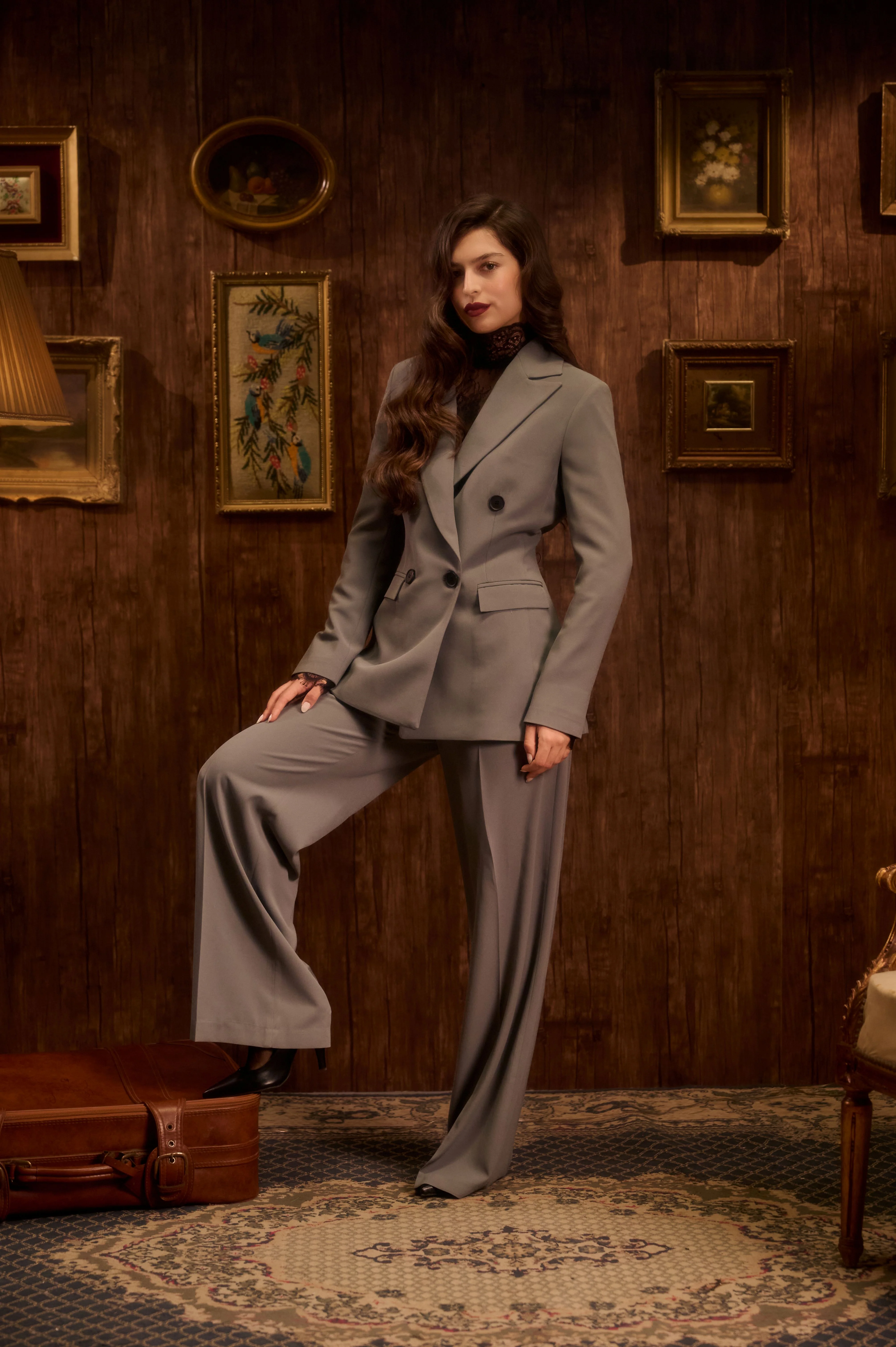 The Currer Bell Suit - Image 12