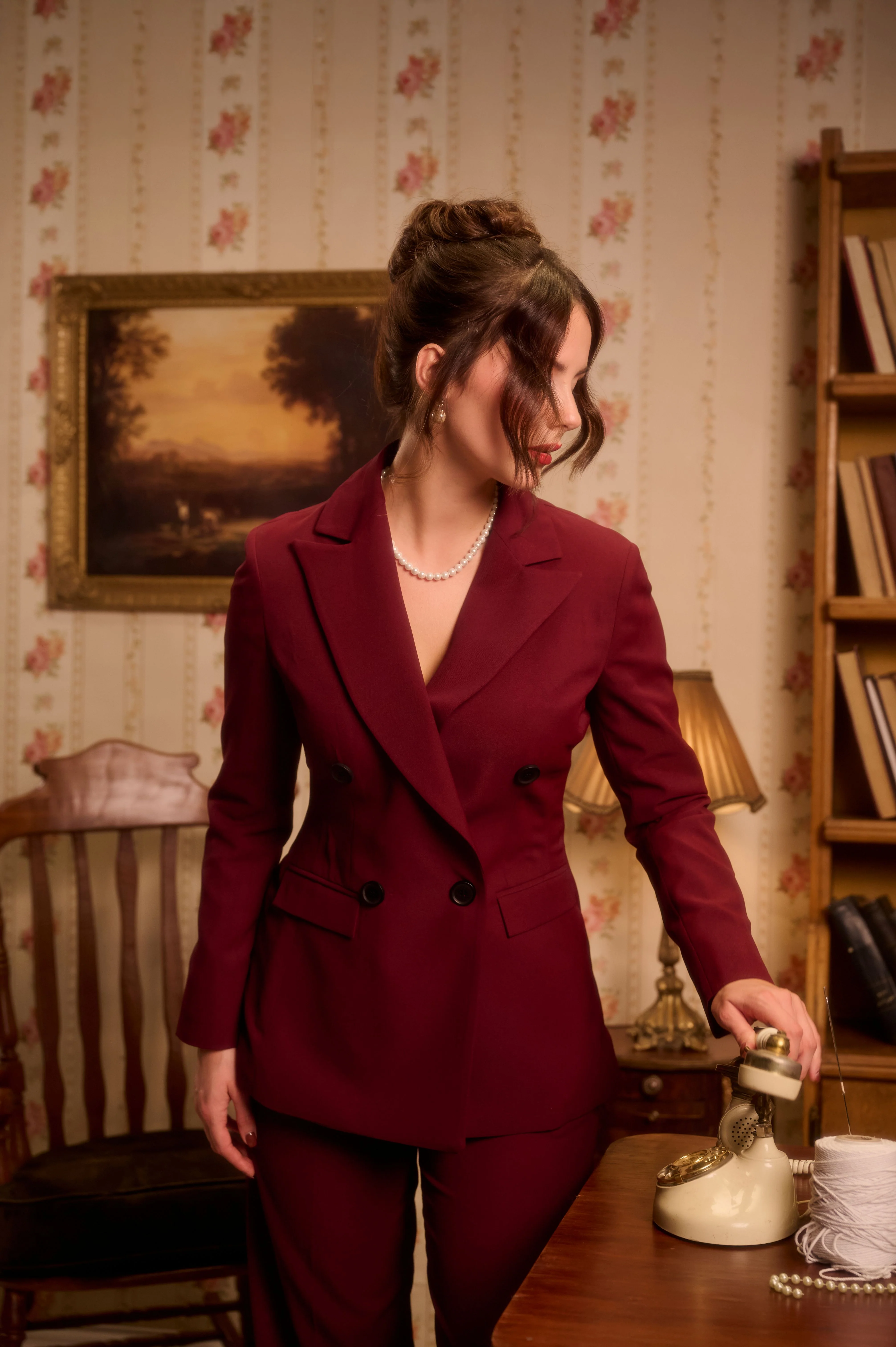 The Currer Bell Suit - Image 6