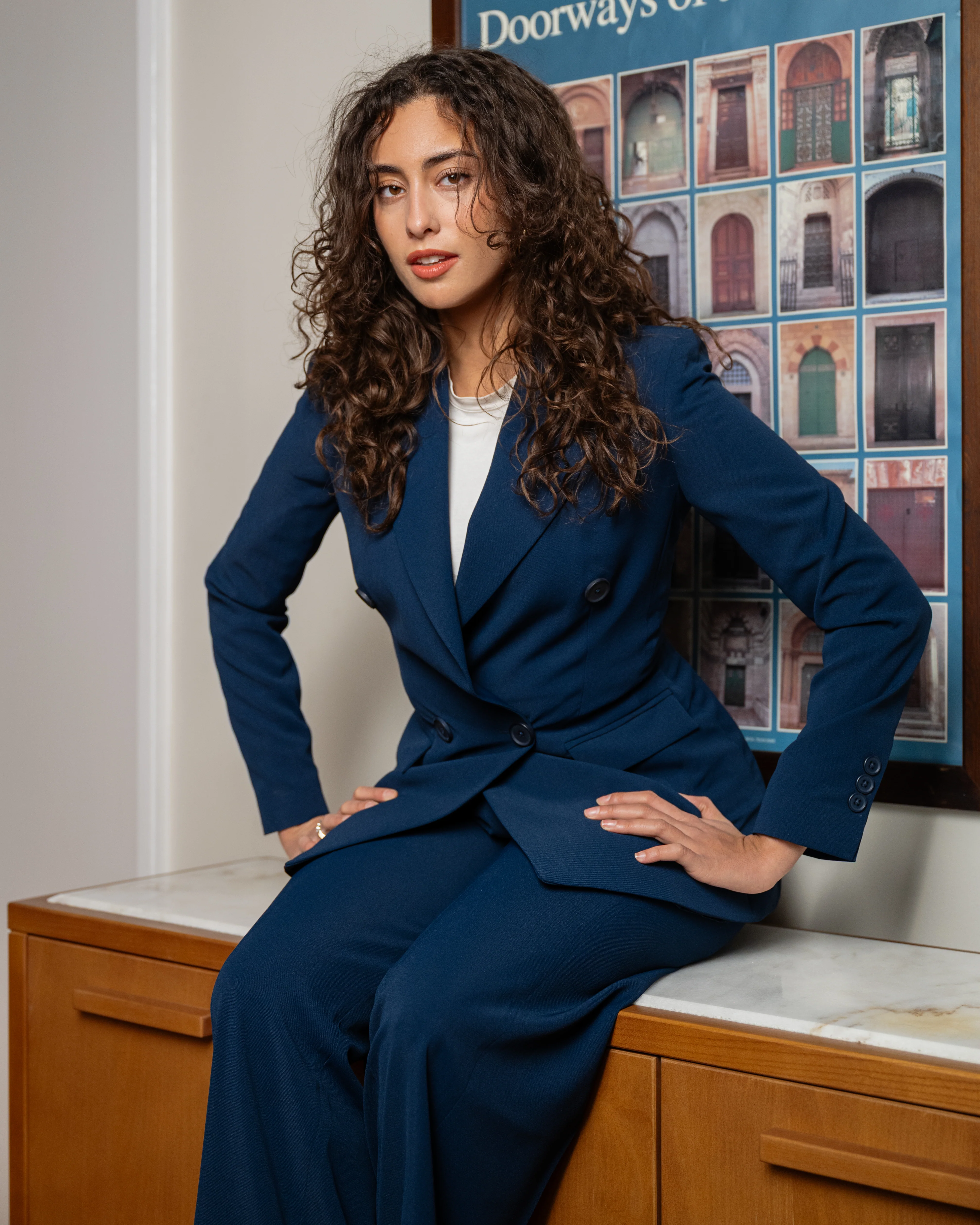 The Currer Bell Suit - Image 9