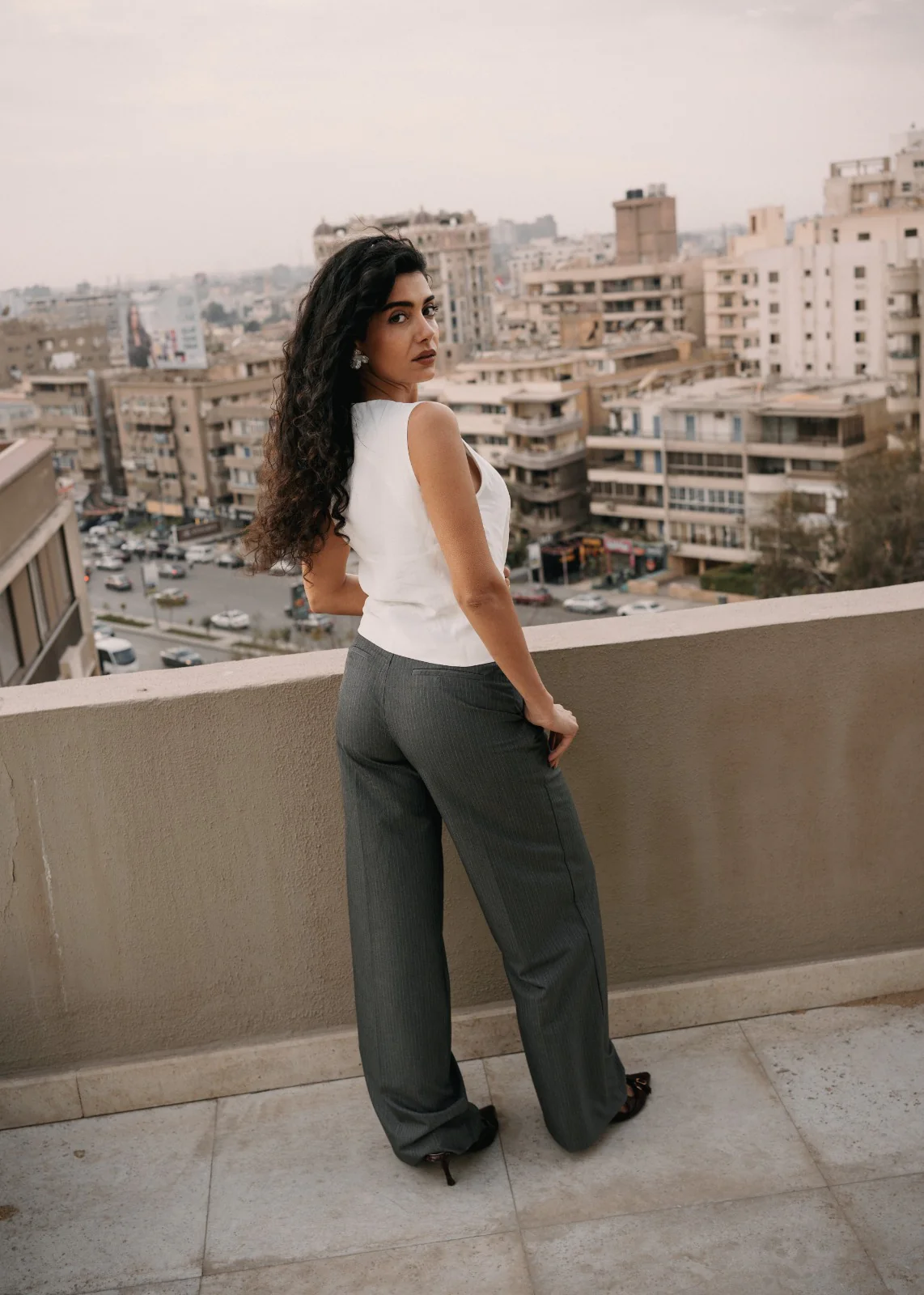 Mid-Rise Double Pleated Stripped Pants - Image 4