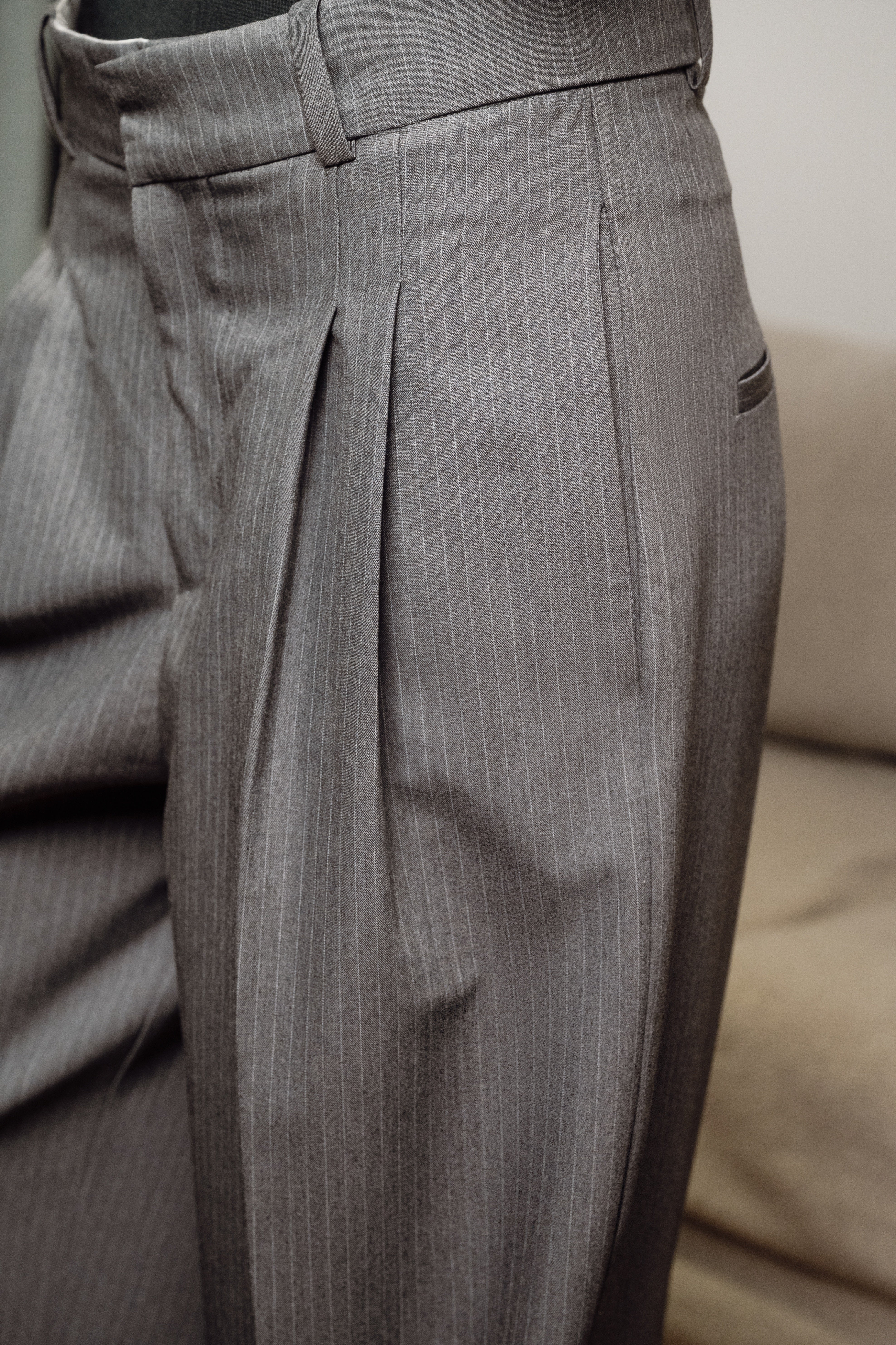 Mid-Rise Double Pleated Stripped Pants - Image 6